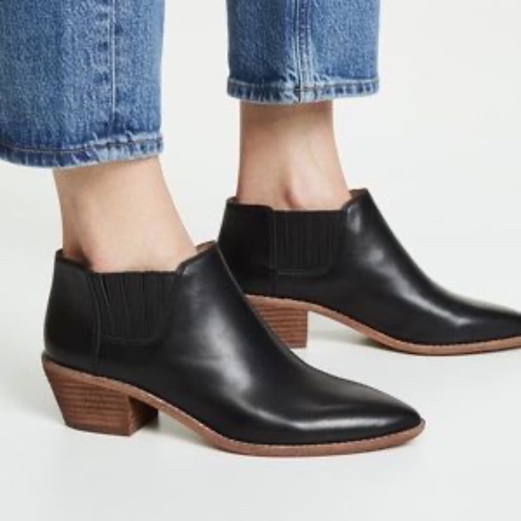 Madewell Shoes - Madewell Low Chelsea Boots Black Leather.